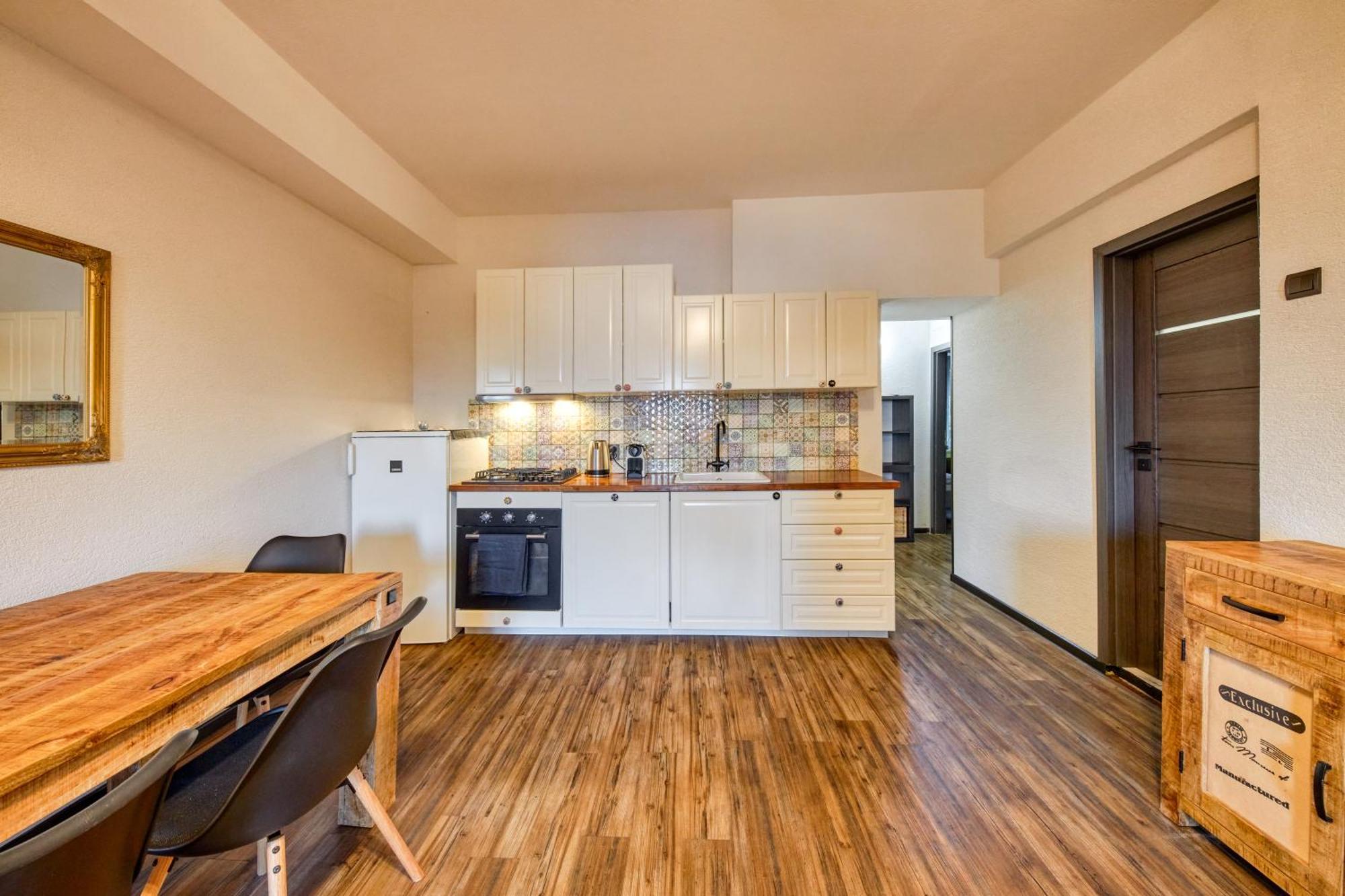 Mahalo Apartment 布拉迪斯拉发 外观 照片
